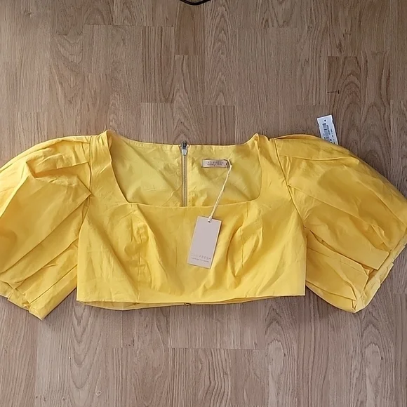 NWT Jeanette Puff Sleeve Crop Top - Gabi Fresh X FTF - Picture 4 of 6